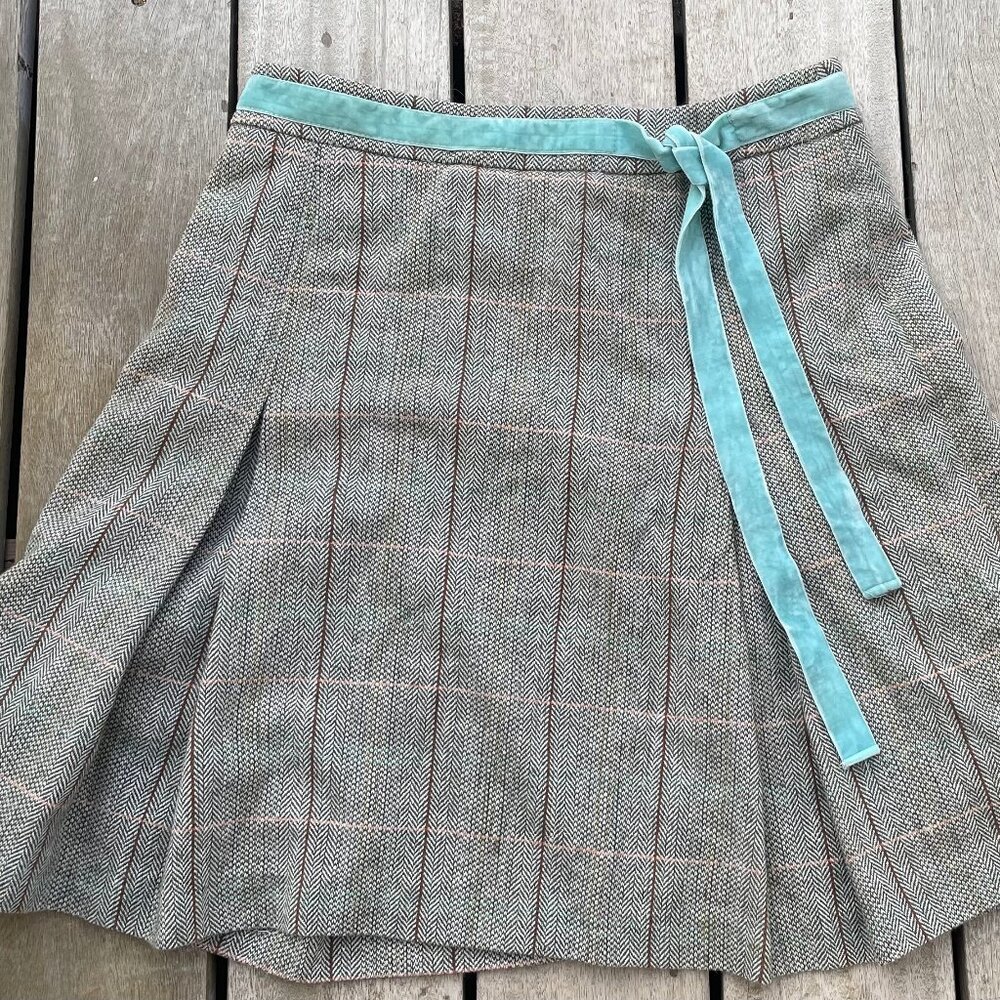 Women's DownEast Size Small Wool Plaid Pleated Skirt - super cute with leggings!